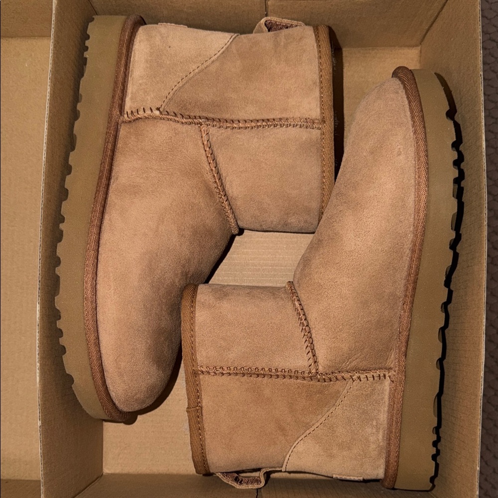 UGG Classic Mini II Genuine Shearling Lined Boot - Chestnut